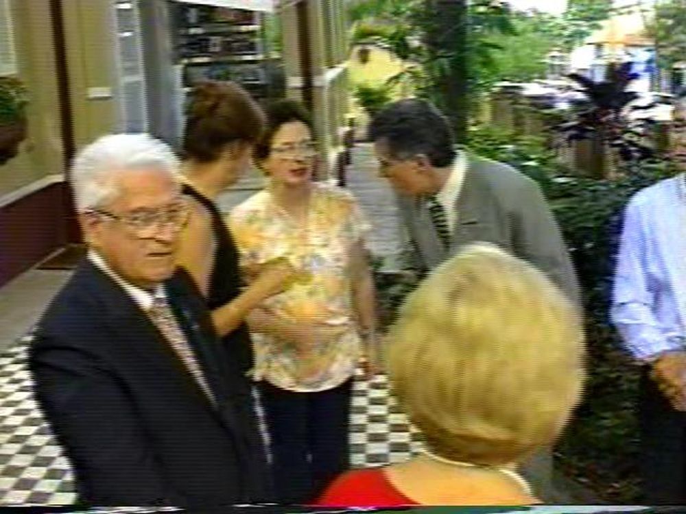 Foto - Visita da Academia Paulista de Letras em Botucatu em 2001