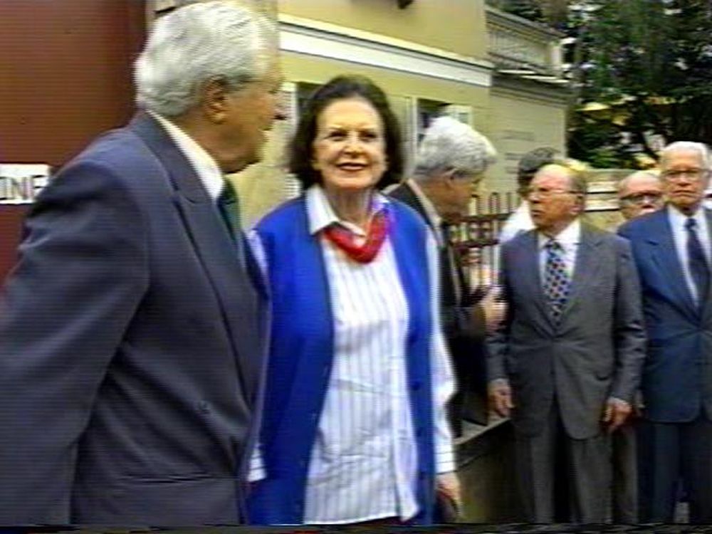Foto - Visita da Academia Paulista de Letras em Botucatu em 2001