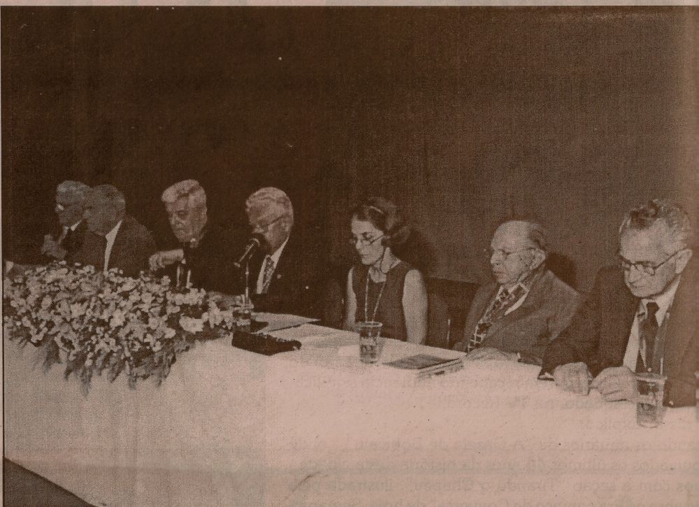 Foto - Visita da Academia Paulista de Letras em Botucatu em 2001