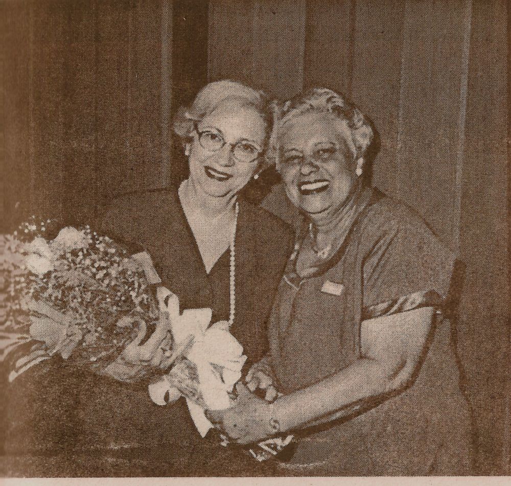 Foto - Visita da Academia Paulista de Letras em Botucatu em 2001