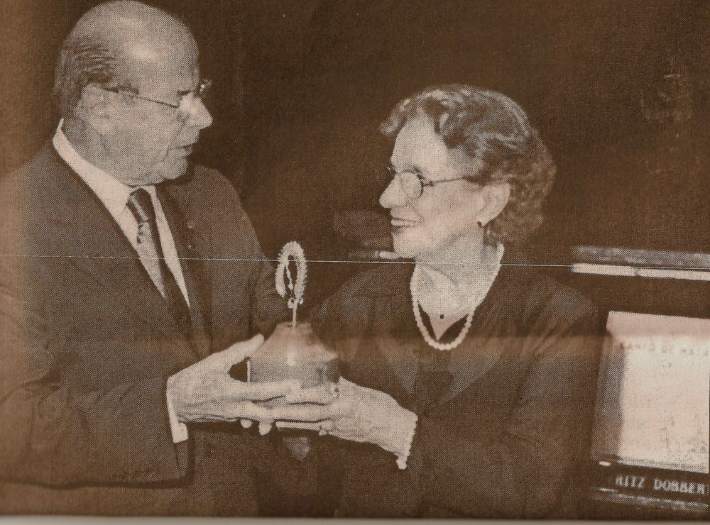 Foto - Visita da Academia Paulista de Letras em Botucatu em 2001