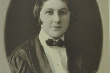 Foto - TURMA DE 1925 - FORMANDAS E FORMANDOS