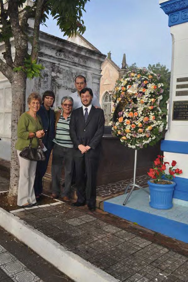 Foto - Homenagem ao Capitão José Gomes Pinheiro pelo Prefeito João Cury Neto em 14/04/2011