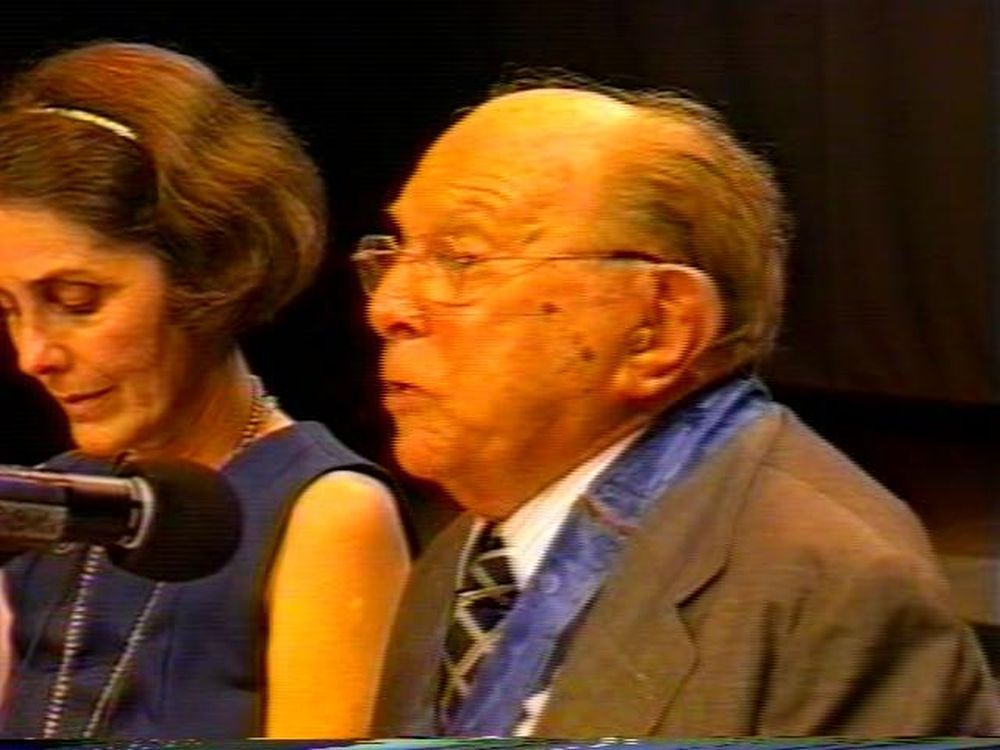 Foto - Visita da Academia Paulista de Letras em Botucatu em 2001