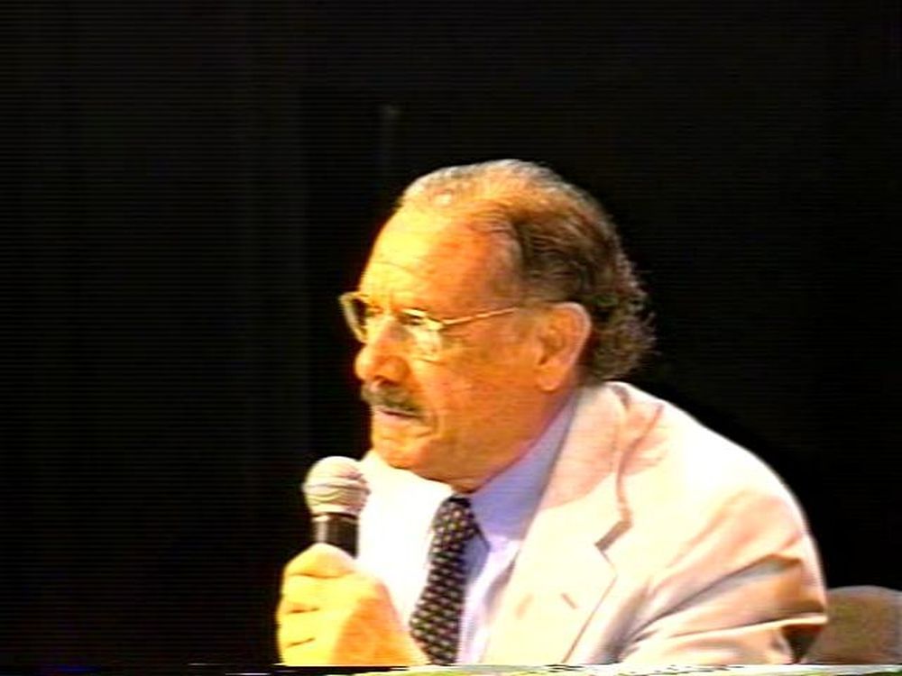 Foto - Visita da Academia Paulista de Letras em Botucatu em 2001